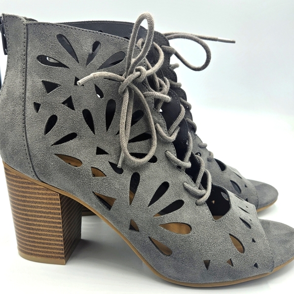 Rampage Shoes - New RAMPAGE Vinnie Cutout Lace Up Booties Gray Faux Suede Fabric 9.5